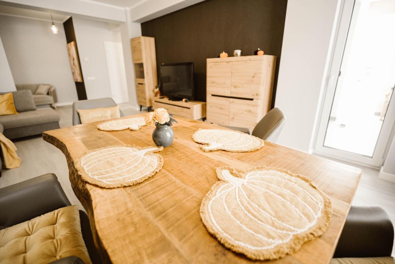 Sibiu Ezonia Central Apartment Exterior photo