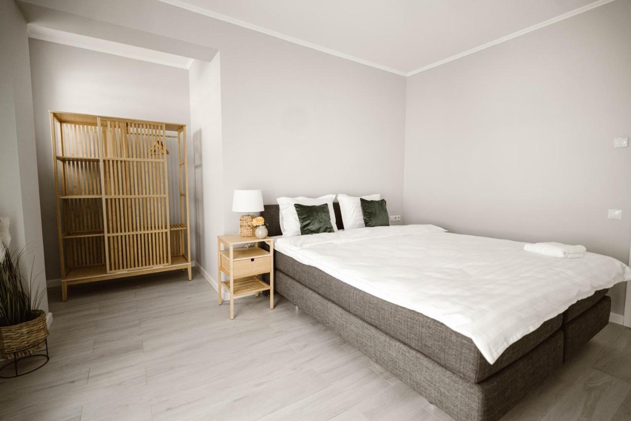 Sibiu Ezonia Central Apartment Exterior photo